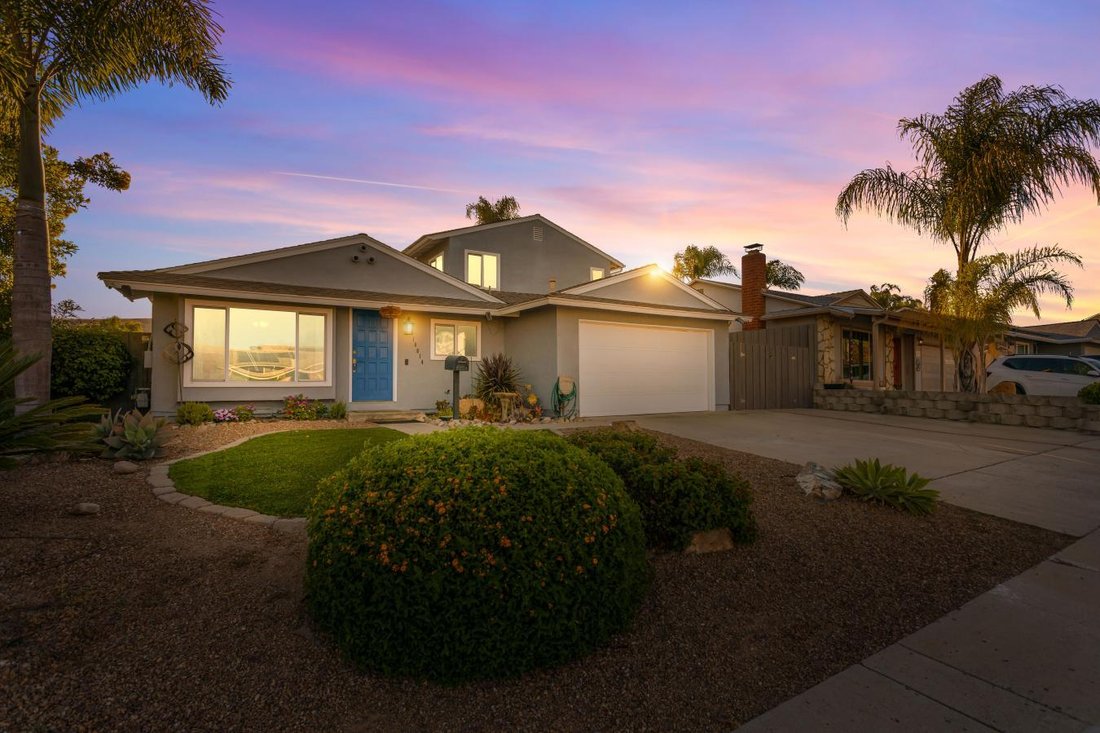 House in Santee, California, United States 3 - 18359818