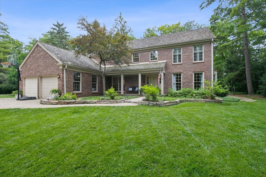House in Lake Bluff, Illinois, United States 1 - 18360113