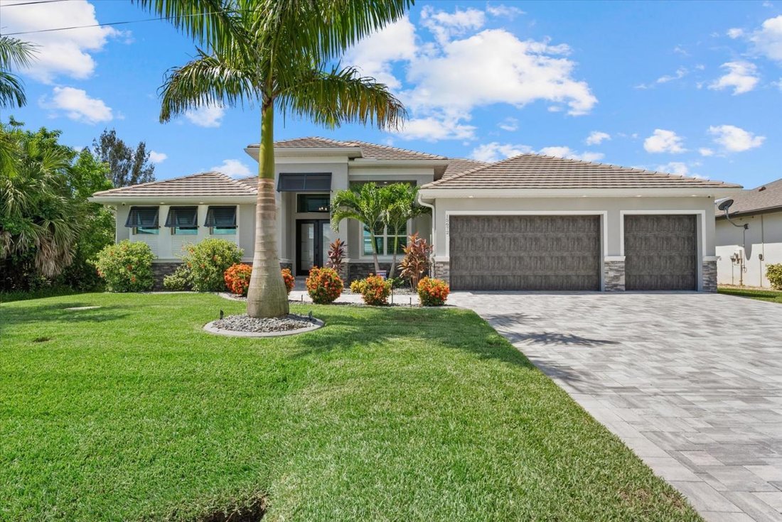 House in Port Charlotte, Florida, United States 3 - 18359775
