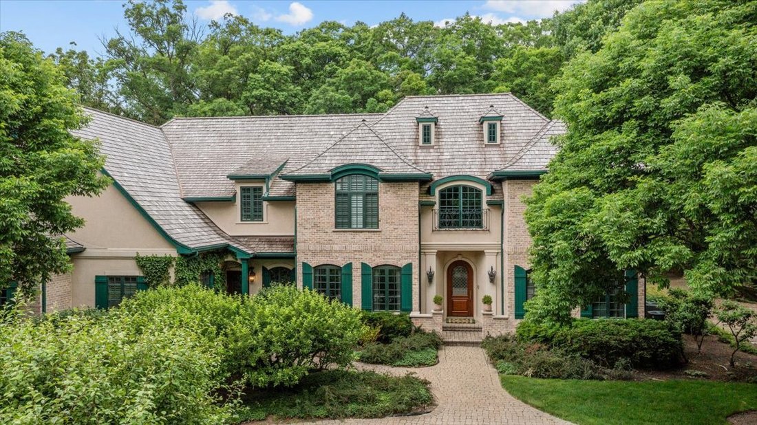 House in Lake Bluff, Illinois, United States 2 - 18360098