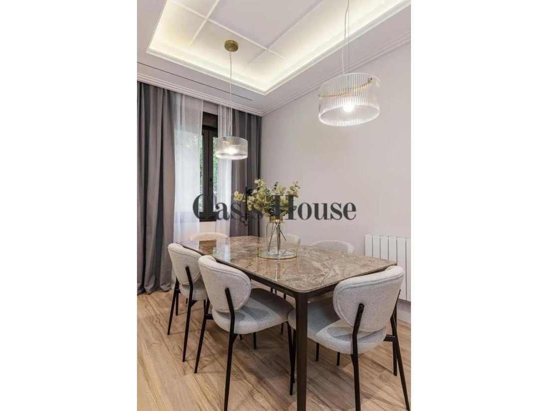 Appartamento a Chamberí, Madrid, Spagna 2 - 18359825