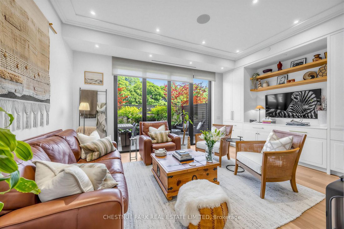 Villa in Toronto, Ontario, Canada 3 - 18360144