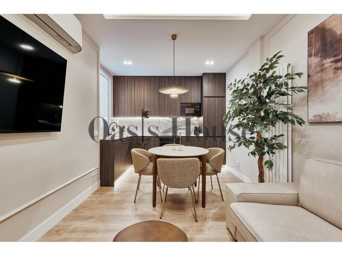 Apartment in Barrio Salamanca, Madrid, Spain 5 - 18359836