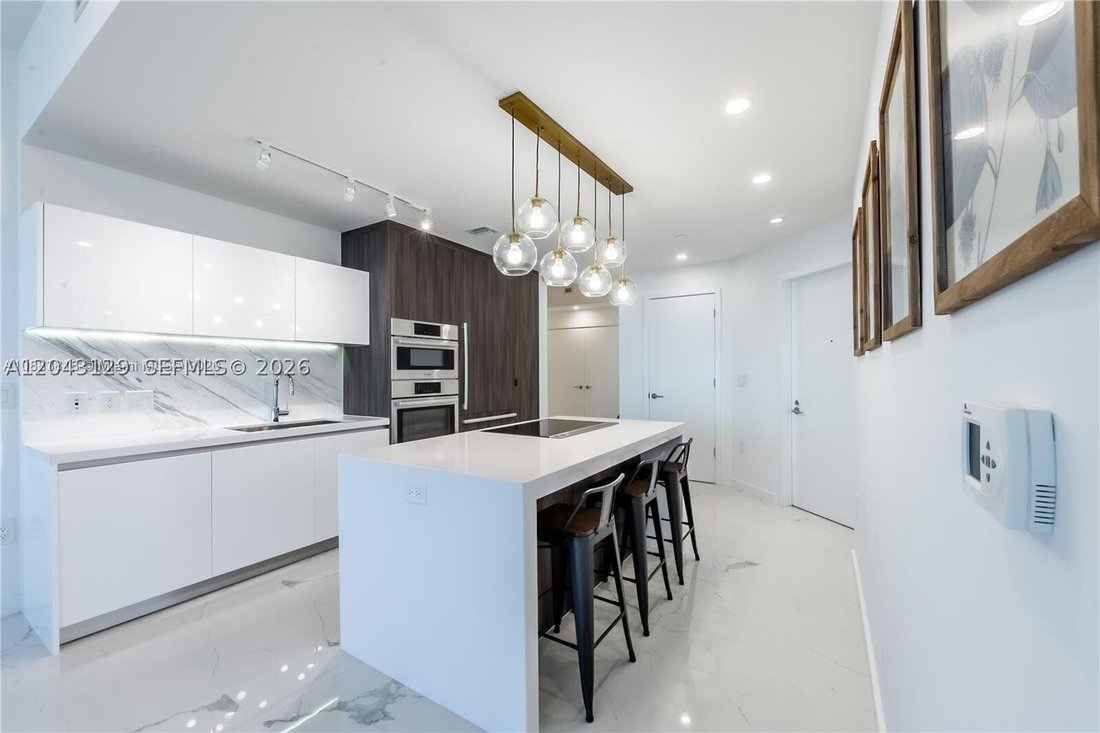 Condo in Miami, Florida, United States 2 - 18360093