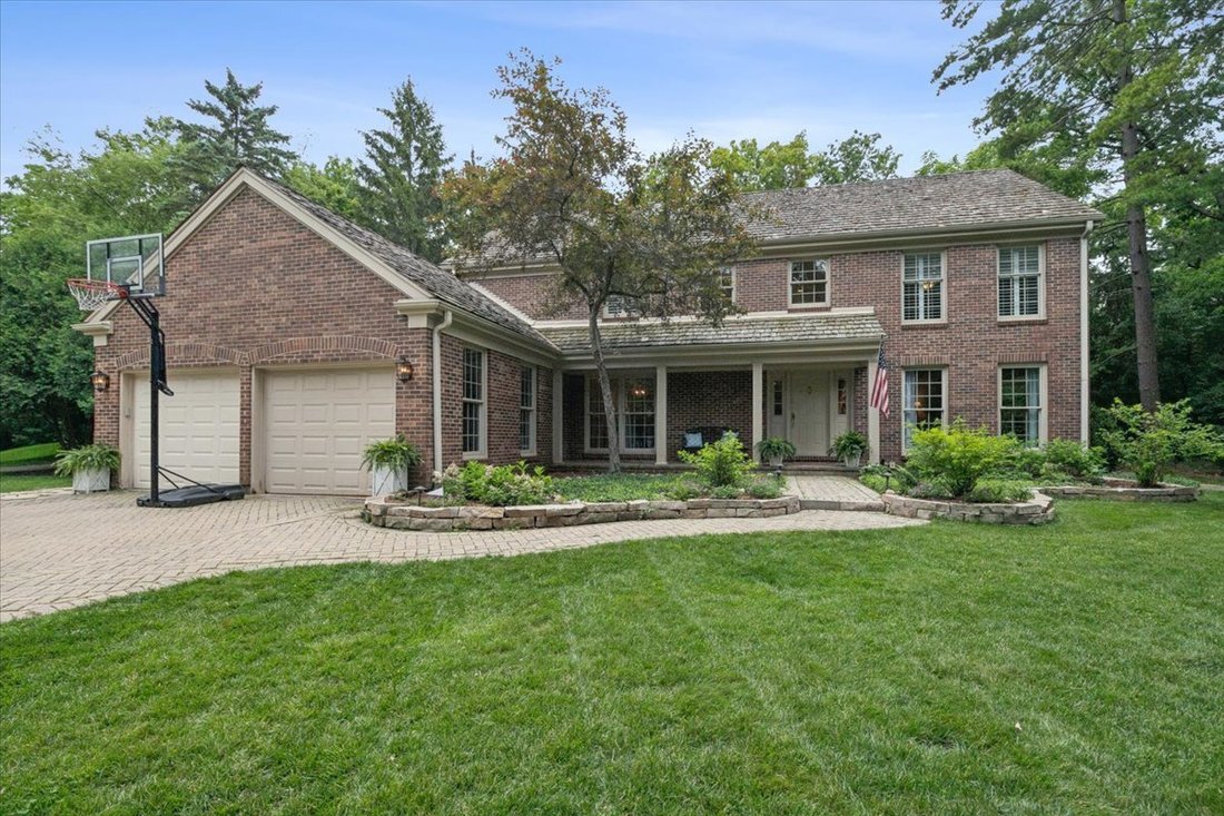 House in Lake Bluff, Illinois, United States 2 - 18360113