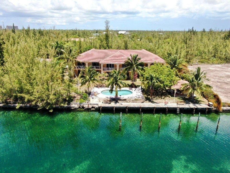 Apartment in Freeport, Freeport, The Bahamas 1 - 18359979
