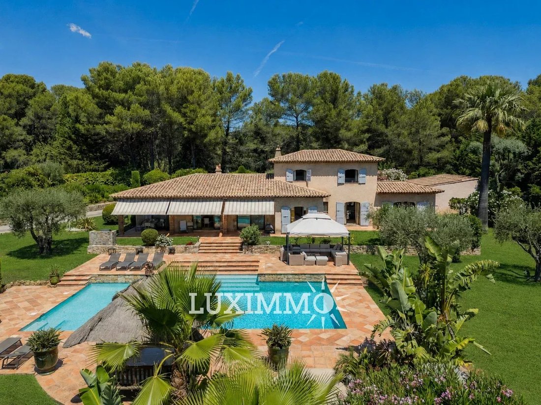 Villa in Valbonne, Provence-Alpes-Côte d'Azur, France 1 - 18359849