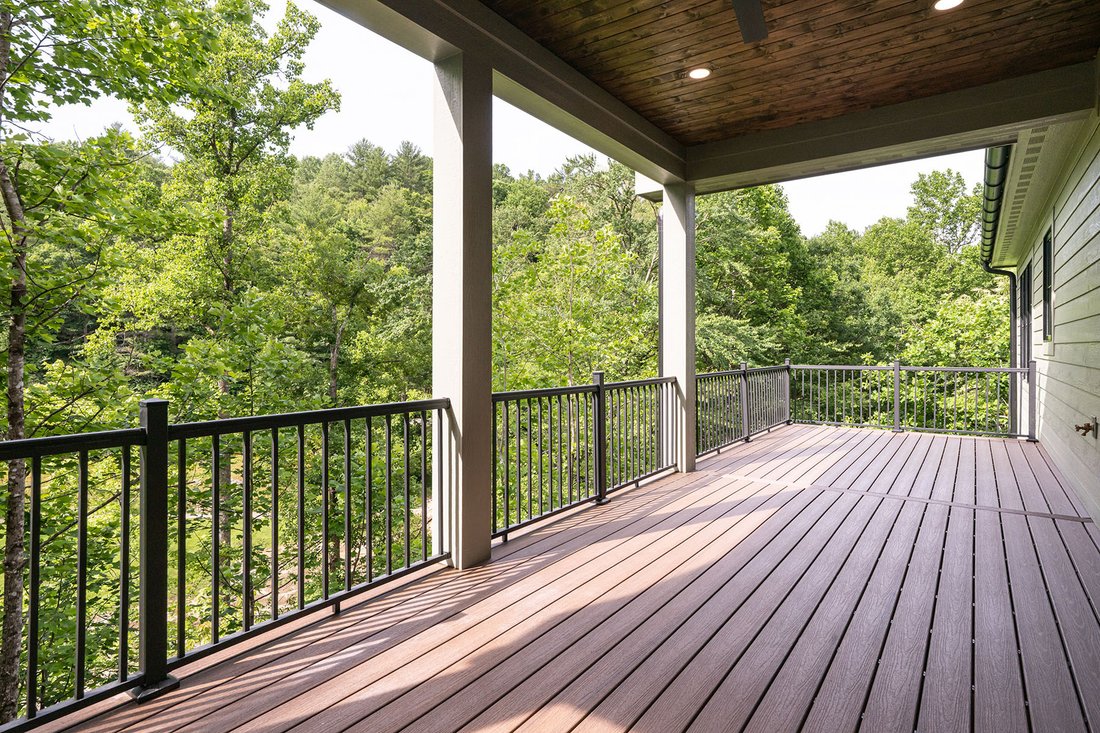 House in Laurel Park, North Carolina, United States 5 - 18359860