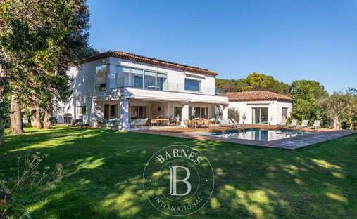 Villa in Valbonne, Provence-Alpes-Côte d'Azur, France 1