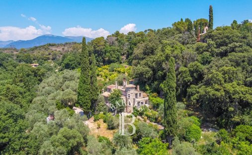 Domaine à Vallée Verte-Issarts-Vignasses, Biot, France 1