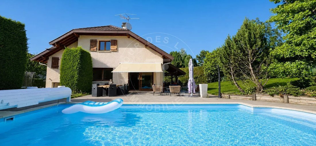 House in Quintal, Auvergne-Rhône-Alpes, France 1 - 18360196