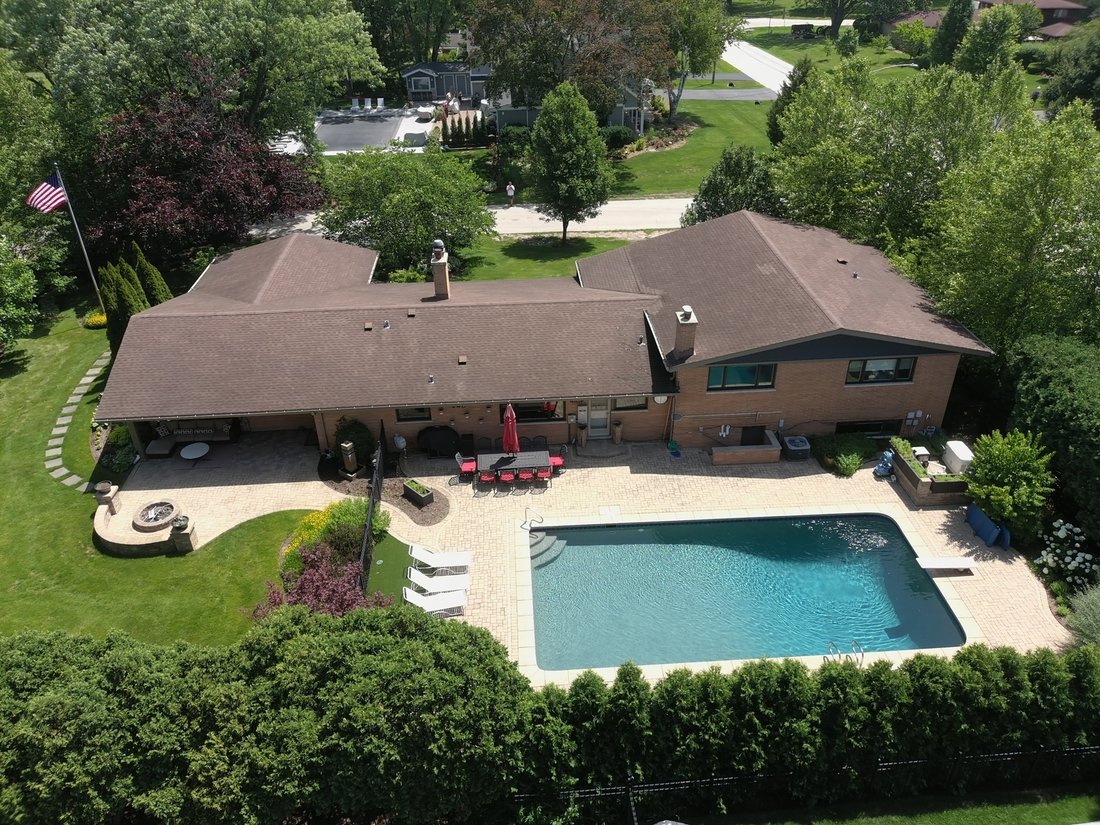 House in Mount Prospect, Illinois, United States 3 - 18359985