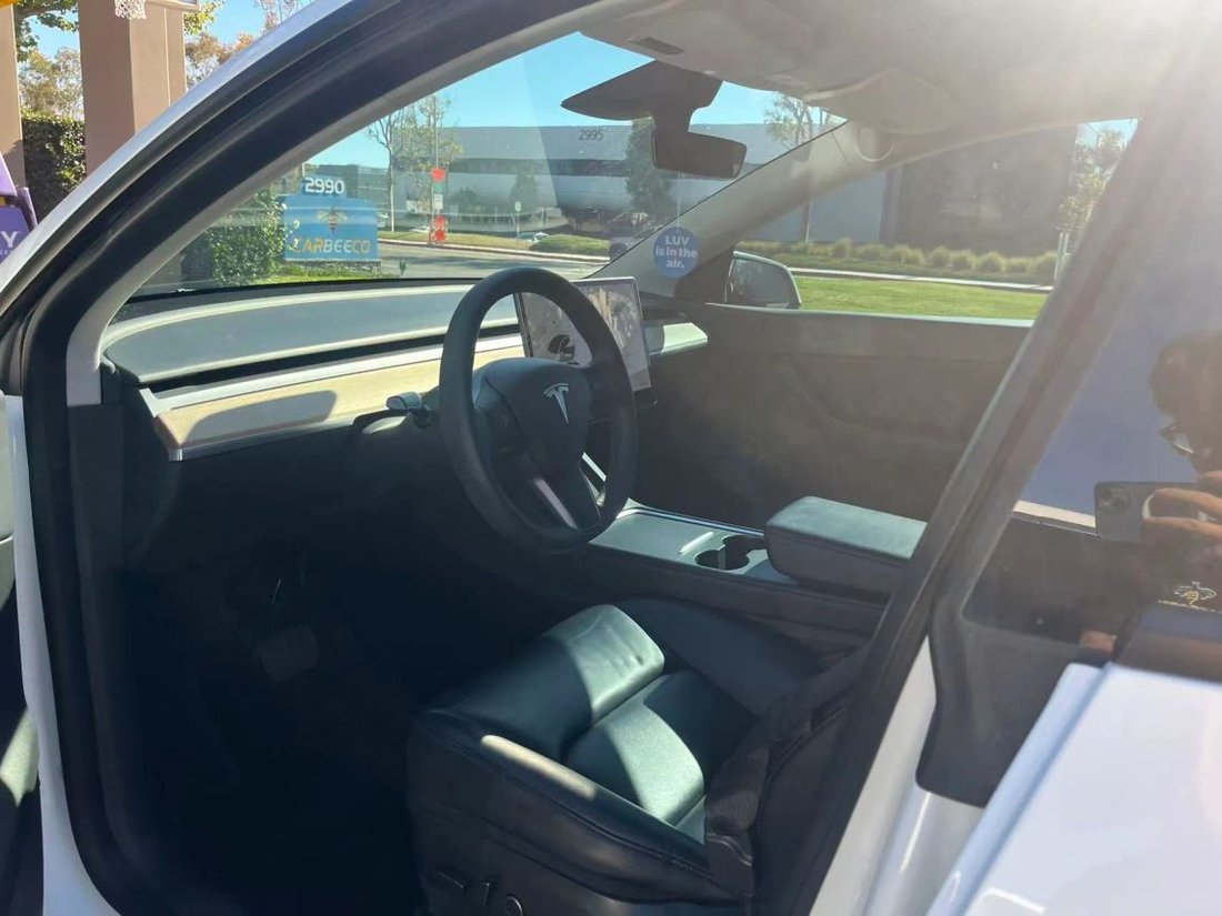 Suv in Costa Mesa, CA, United States 3 - 18360409