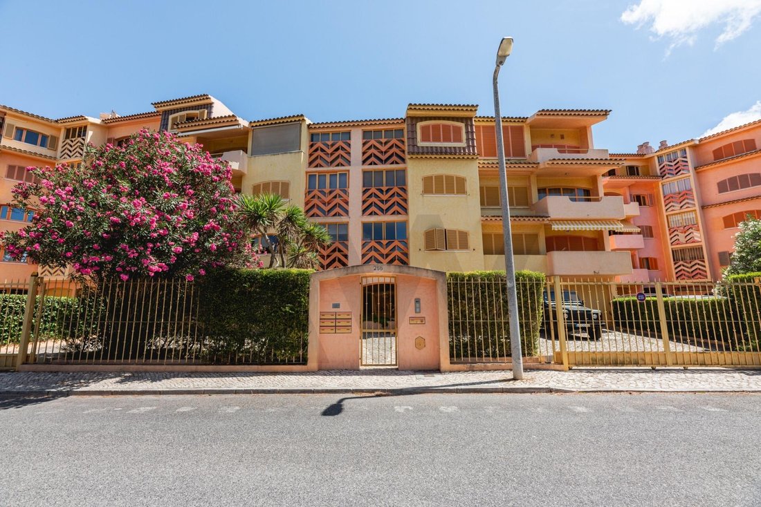 Apartment in Cascais e Estoril, Lisbon, Portugal 3 - 18360364