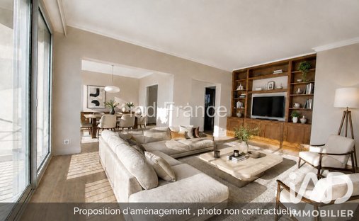 Apartment in Chateau de Vaucresson, Vaucresson, France 1
