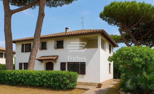 Villa in Center, Piombino, Tuscany 1