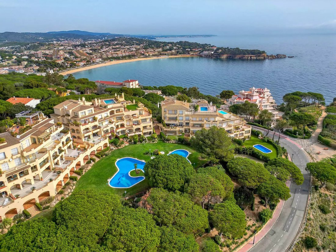 Apartment in Sant Feliu de Guixols, Catalonia, Spain 3 - 18360338