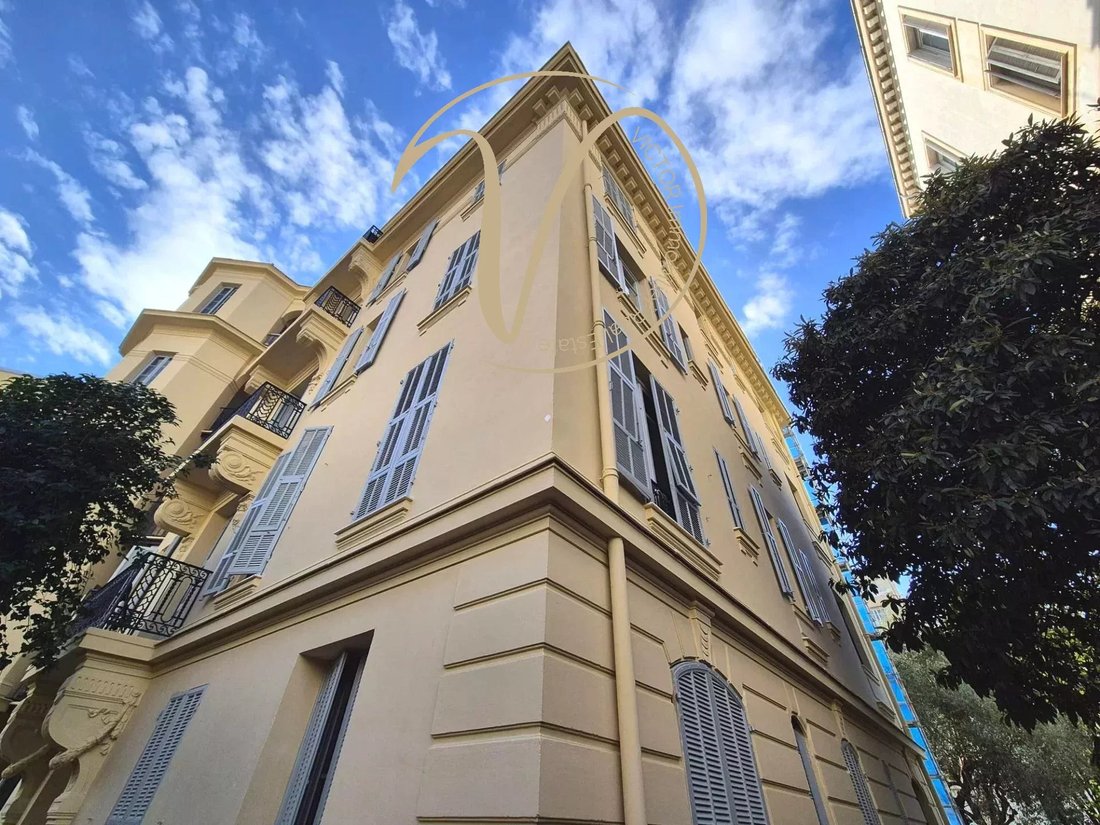Apartment in Liberation, Nice, France 4 - 17949249