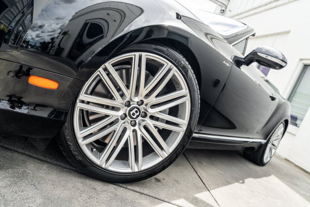 Cabriolet in Bellevue, WA, United States 4 - 18360298