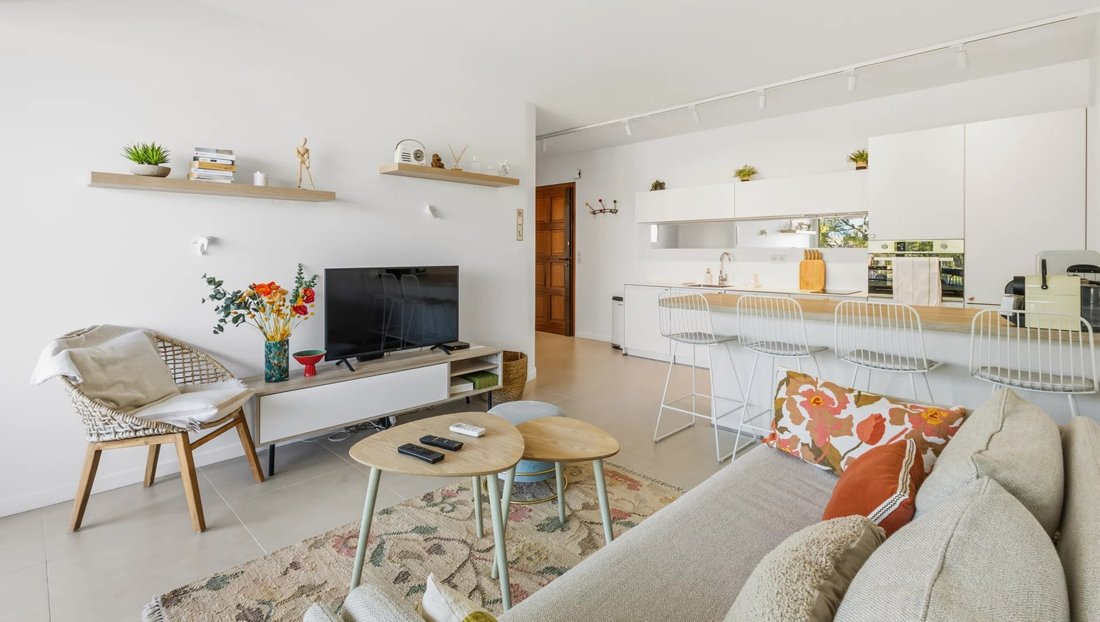 Apartment in Collines, Le Cannet, France 2 - 18360275