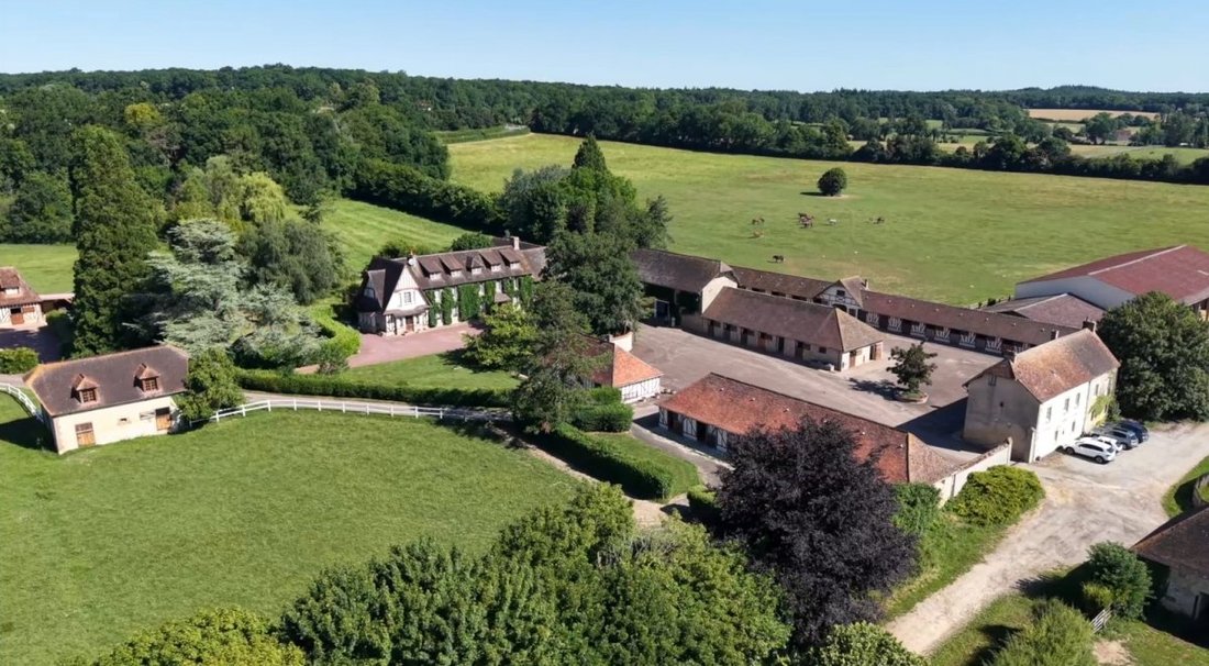 Villa in La Chevroliere, Pays de la Loire, France 1 - 18360799