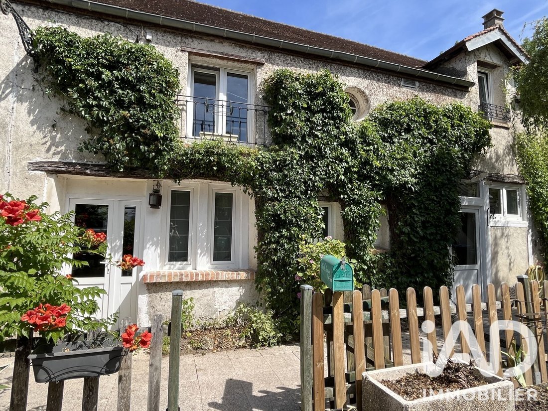 House in Serris, Ile-de-France, France 1 - 17658566