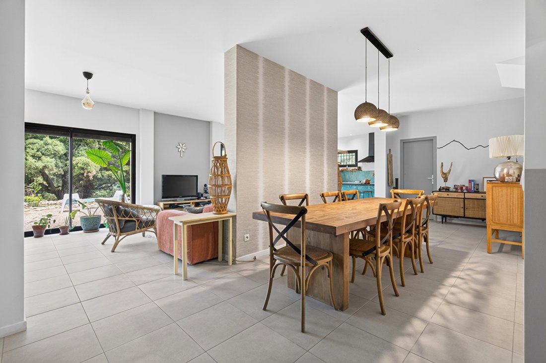 Villa in Mouriès, Provence-Alpes-Côte d'Azur, France 3 - 18361164