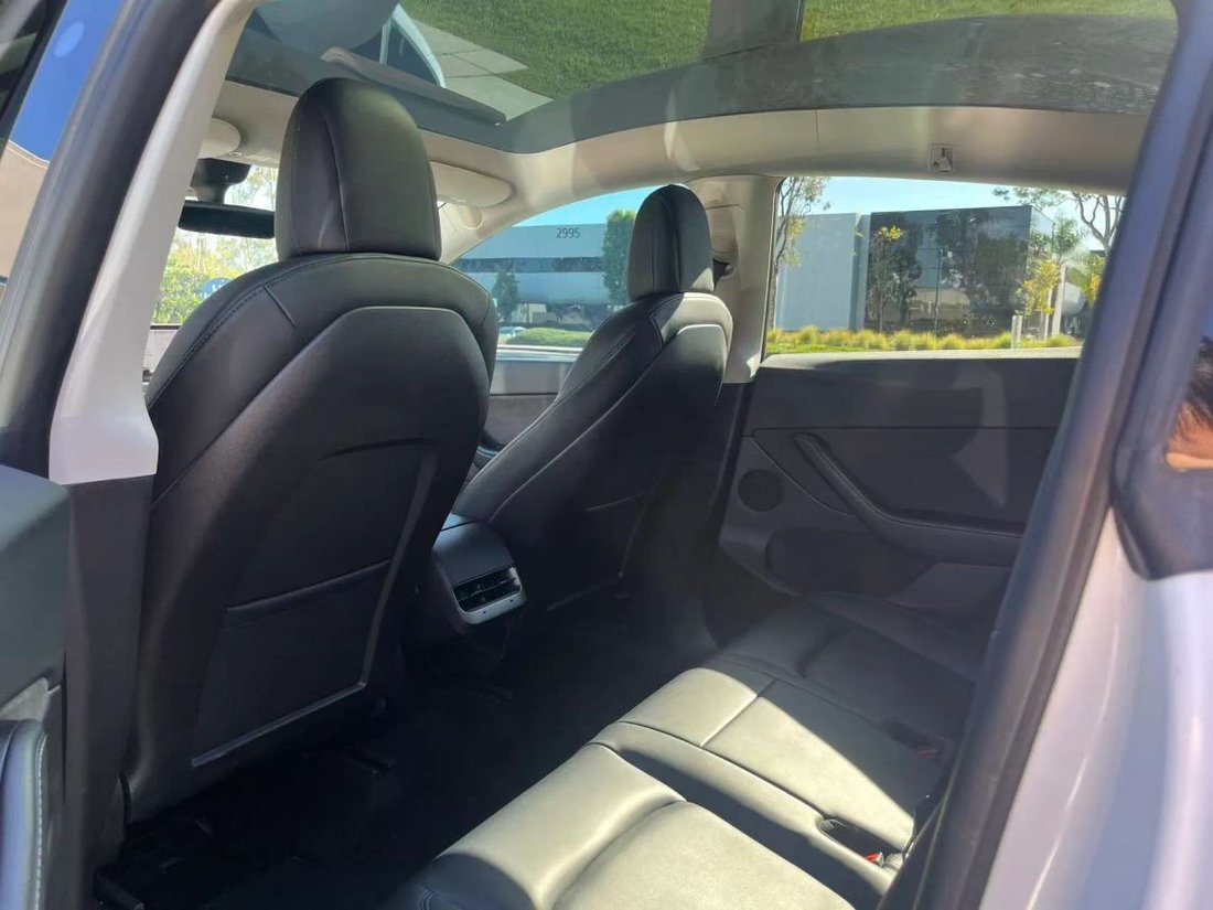 Suv in Costa Mesa, CA, United States 4 - 18360409