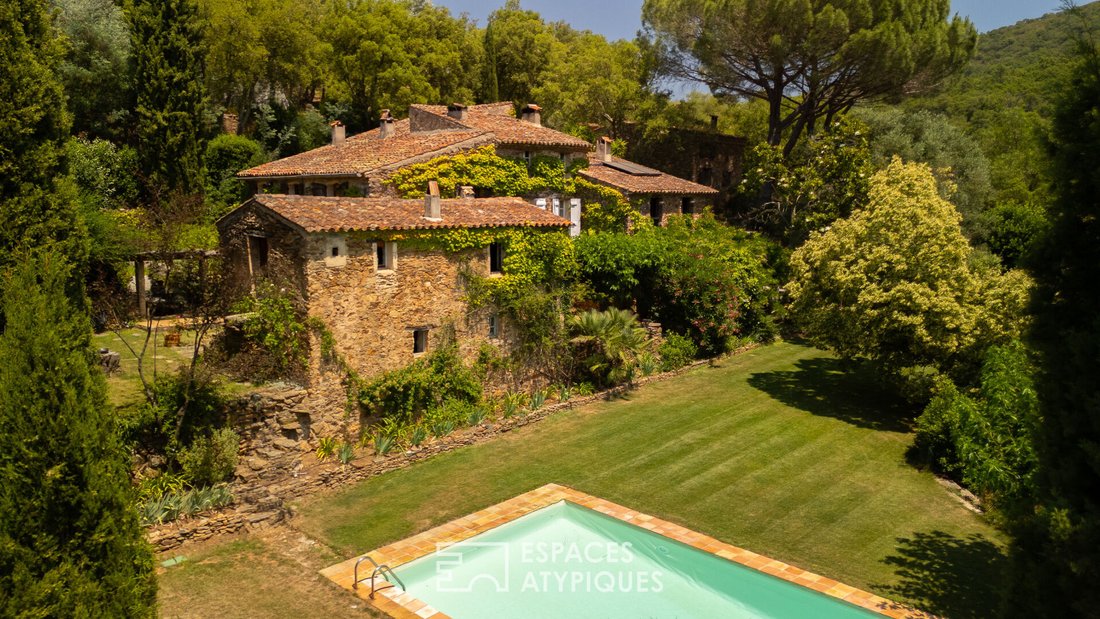Villa en La Garde-Freinet, Provenza-Alpes-Costa Azul, Francia 1 - 18360690