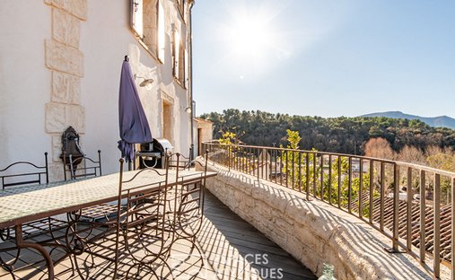Villa in Jouques, Provence-Alpes-Côte d'Azur, France 1
