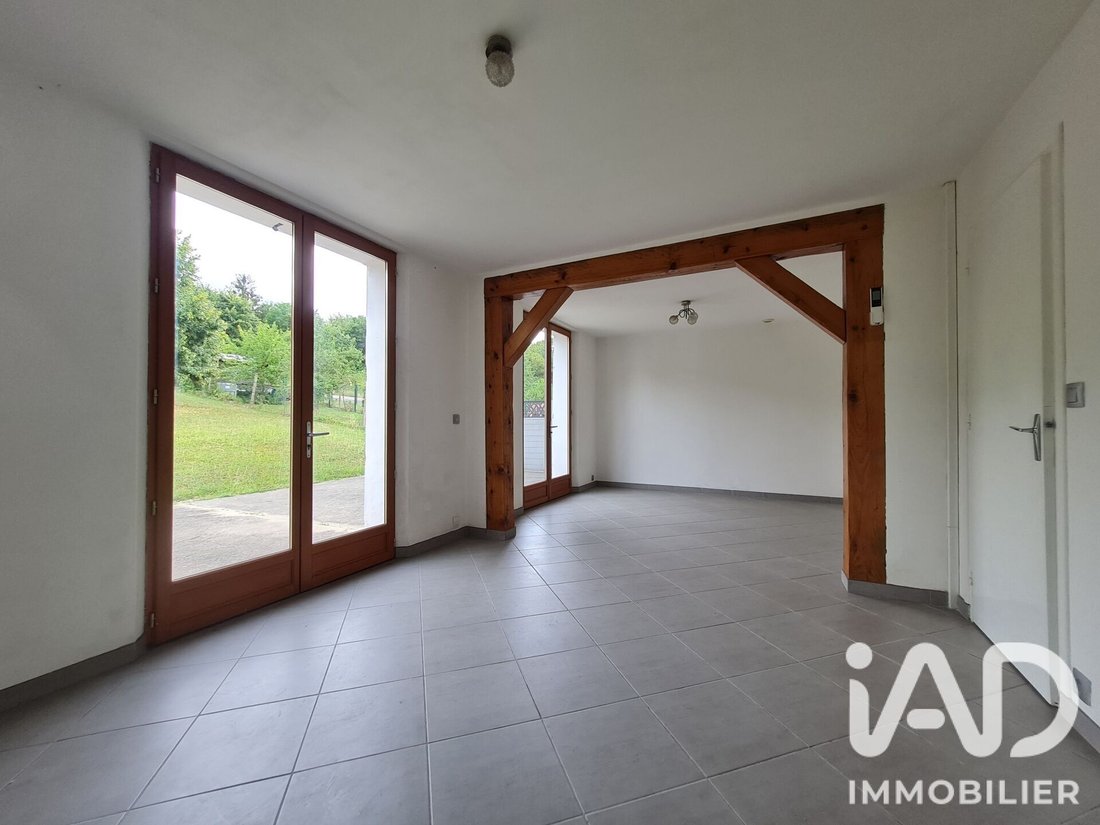 House in Maubuisson-Bourseaux-Saint Prix, Saint-Ouen-l'Aumone, France 4 - 17890119