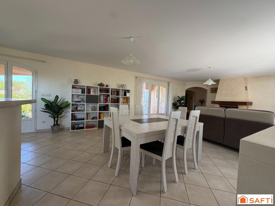 House in Buisson, Provence-Alpes-Côte d'Azur, France 5 - 18361427