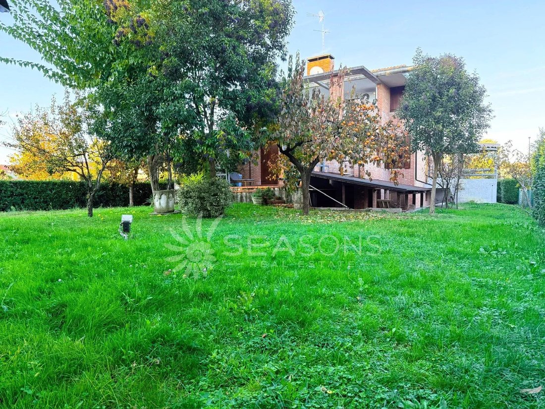 Villa in San Donà di Piave, Veneto, Italy 3 - 18360273