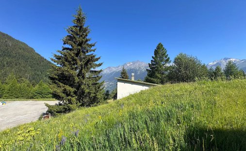 Chalet in Modane, Auvergne-Rhône-Alpes, France 1