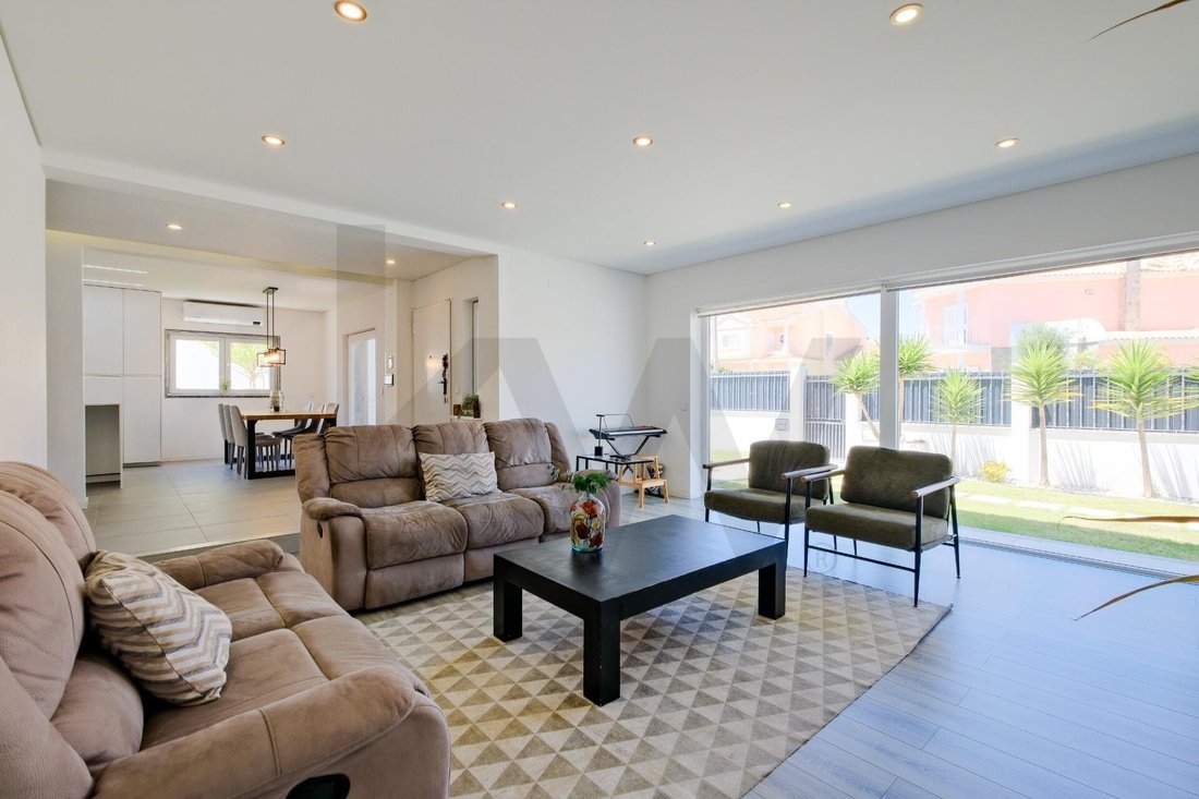Townhouse in Corroios, Setubal, Portugal 5 - 17082913