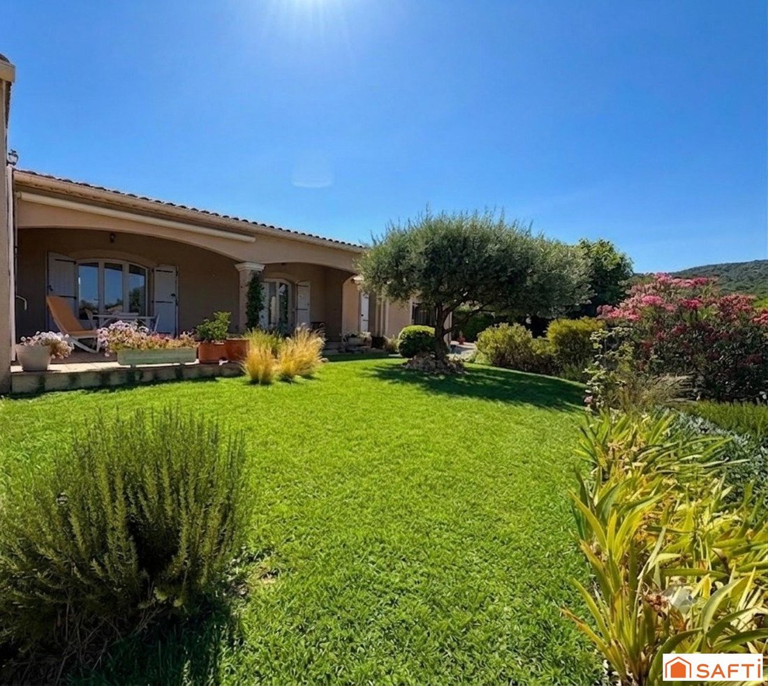 House in Buisson, Provence-Alpes-Côte d'Azur, France 3 - 18361427