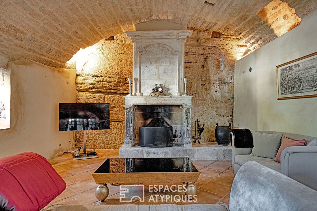 Villa in Uzès, Occitania, France 3 - 18360957