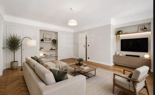 Apartment in Gros Caillou, Paris 7e Arrondissement, Paris 1