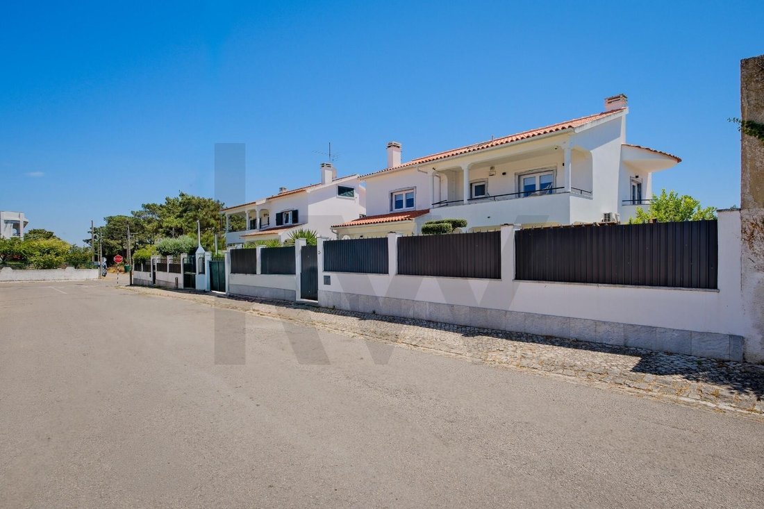 Townhouse in Corroios, Setubal, Portugal 3 - 17082913