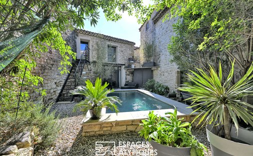 Villa a Uzès, Occitania, Francia 1