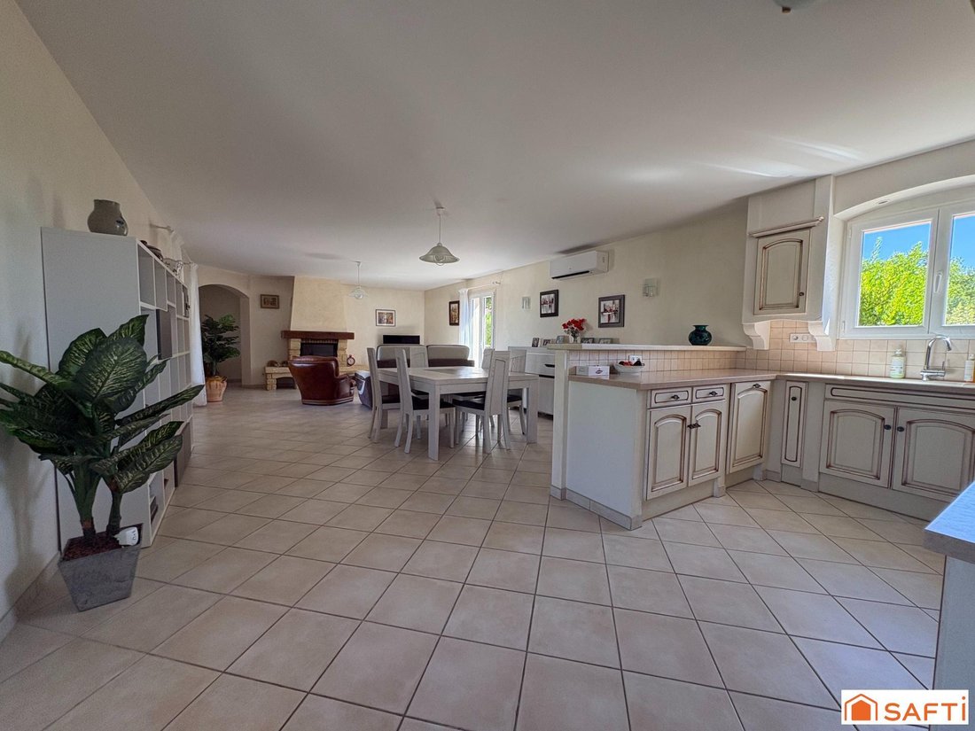 House in Buisson, Provence-Alpes-Côte d'Azur, France 4 - 18361427