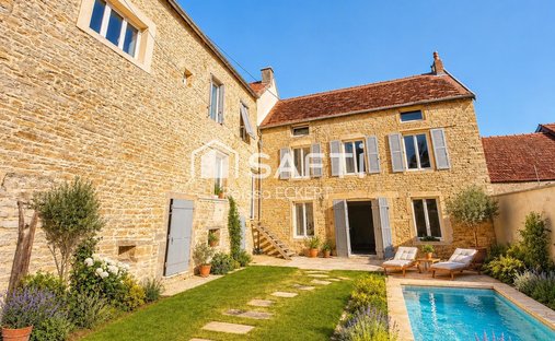 Casa a Chambœuf, Borgogna-Franca Contea, Francia 1