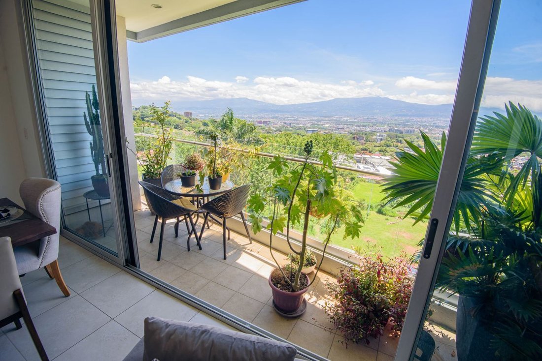 Apartment in San Rafael de Escazú, San José Province, Costa Rica 4 - 18360526