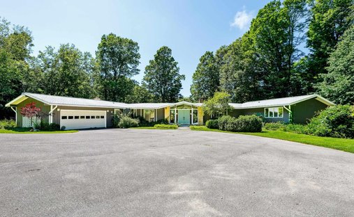 House in Bear Lake, Michigan, United States 1