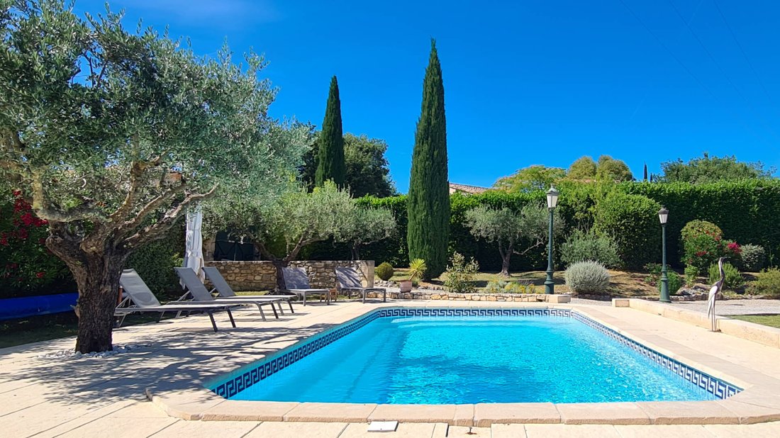 Villa in Uzès, Occitania, France 2 - 18360716