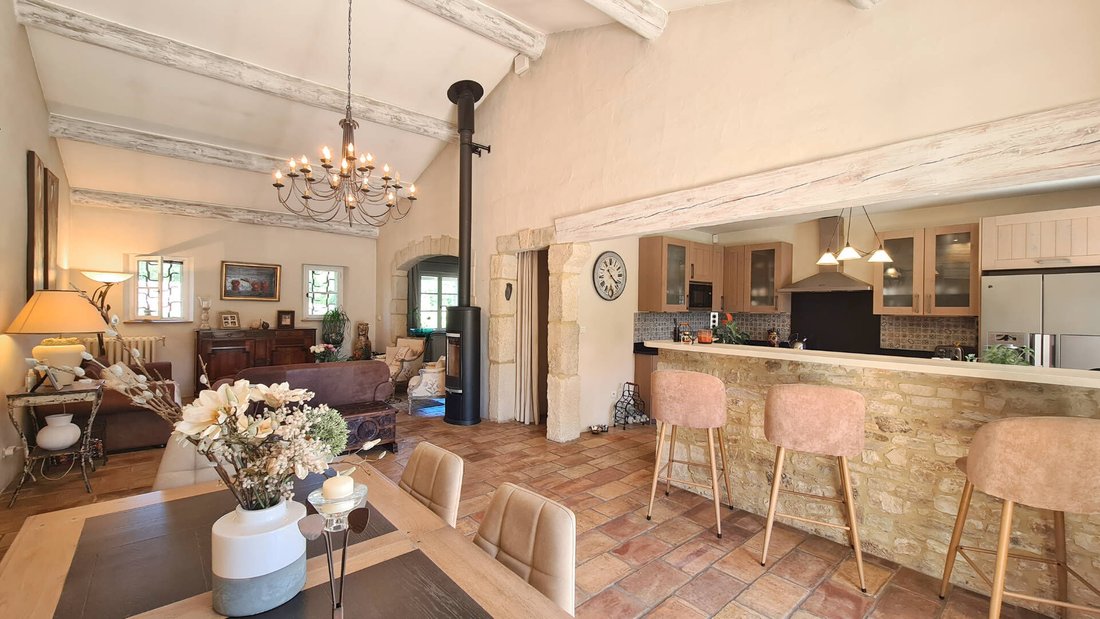 Villa in Uzès, Occitania, France 4 - 18360716