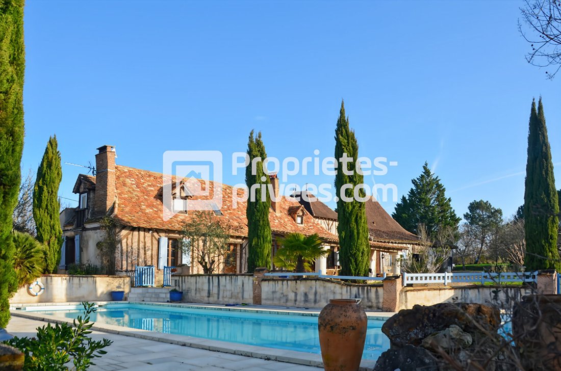 Villa in Mussidan, Nouvelle-Aquitaine, France 2 - 18360647