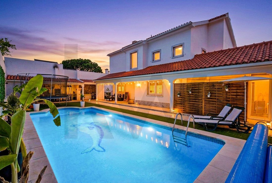 Townhouse in Corroios, Setubal, Portugal 2 - 17082913