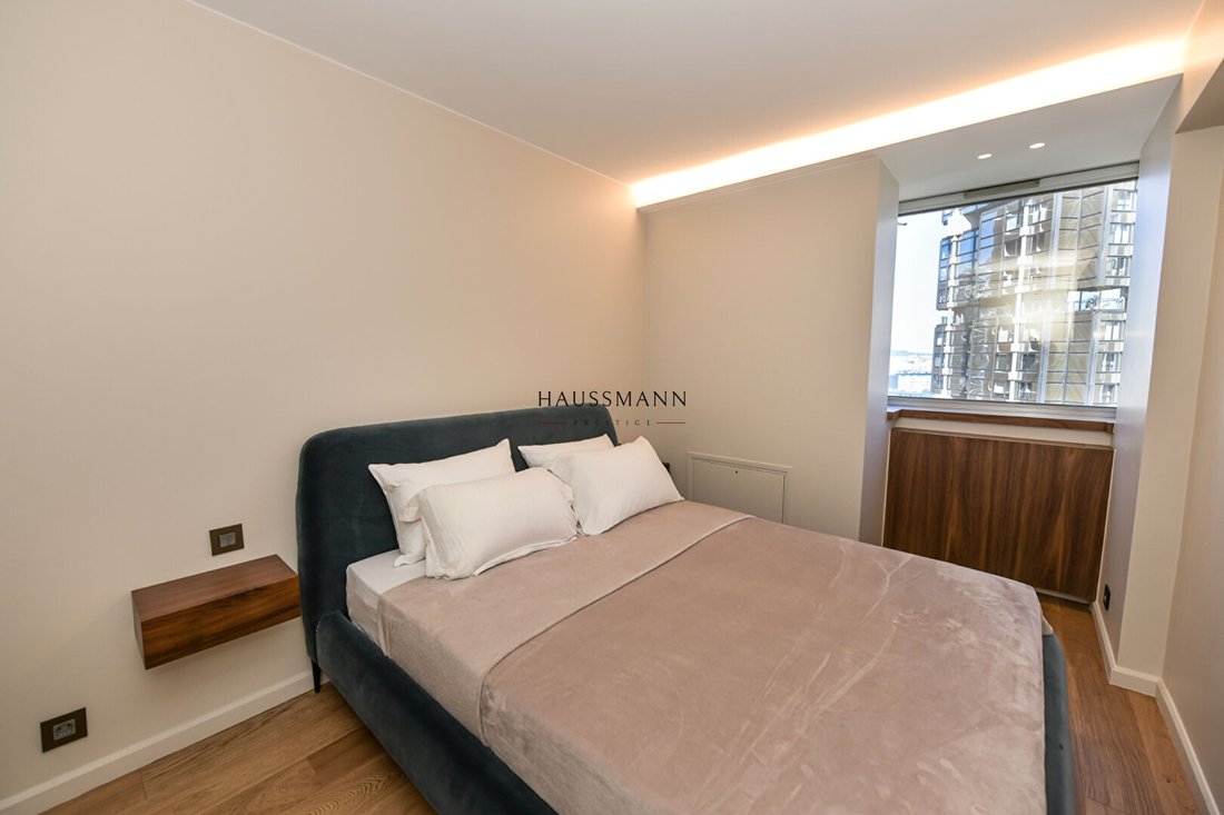 Apartment in Emeriau-Zola, Paris 15e Arrondissement, Paris 3 - 18360797