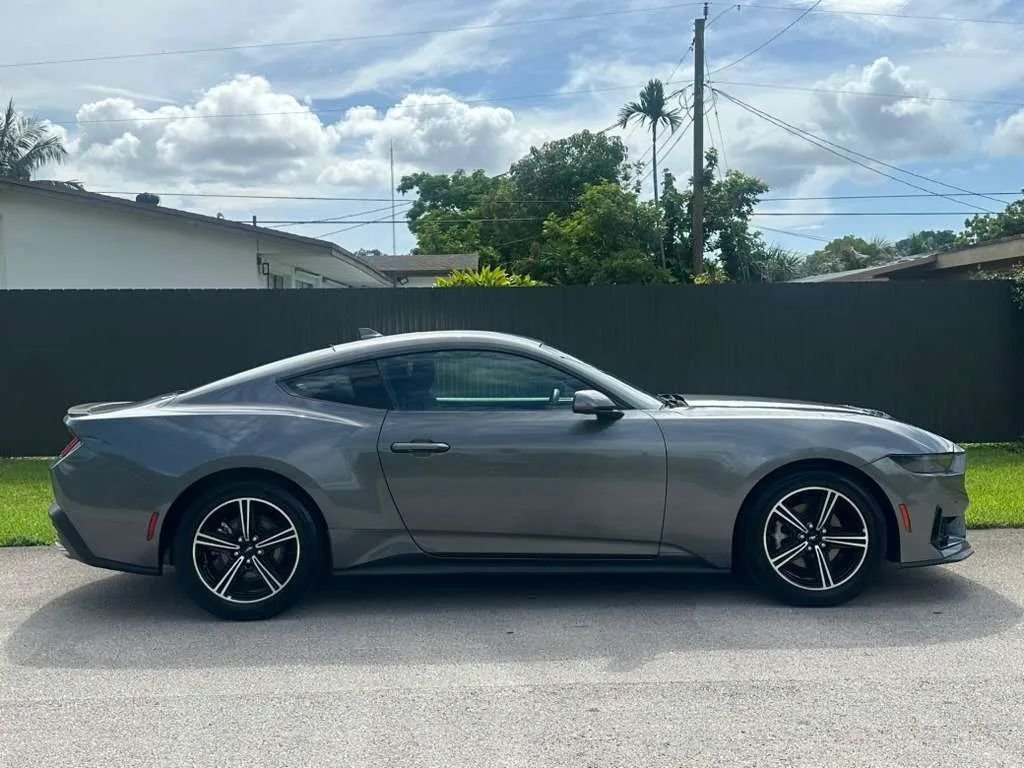 Coupe in West Park, FL, United States 3 - 18360418